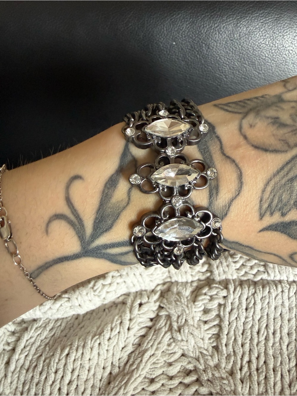 Vintage-Inspired Silver Crystal Bracelet - Clear Stones